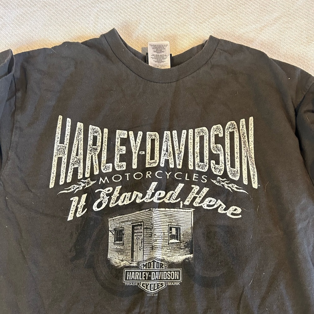 Harley-Davidson Black and White Graphic Tee